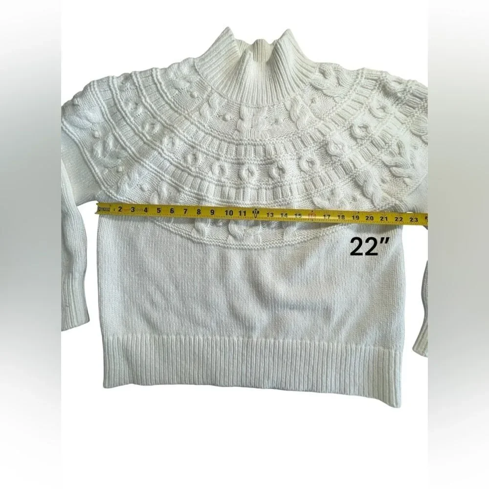 Banana Republic Couronne Cable Knit
Sweater, size XL - Picture 5 of 11